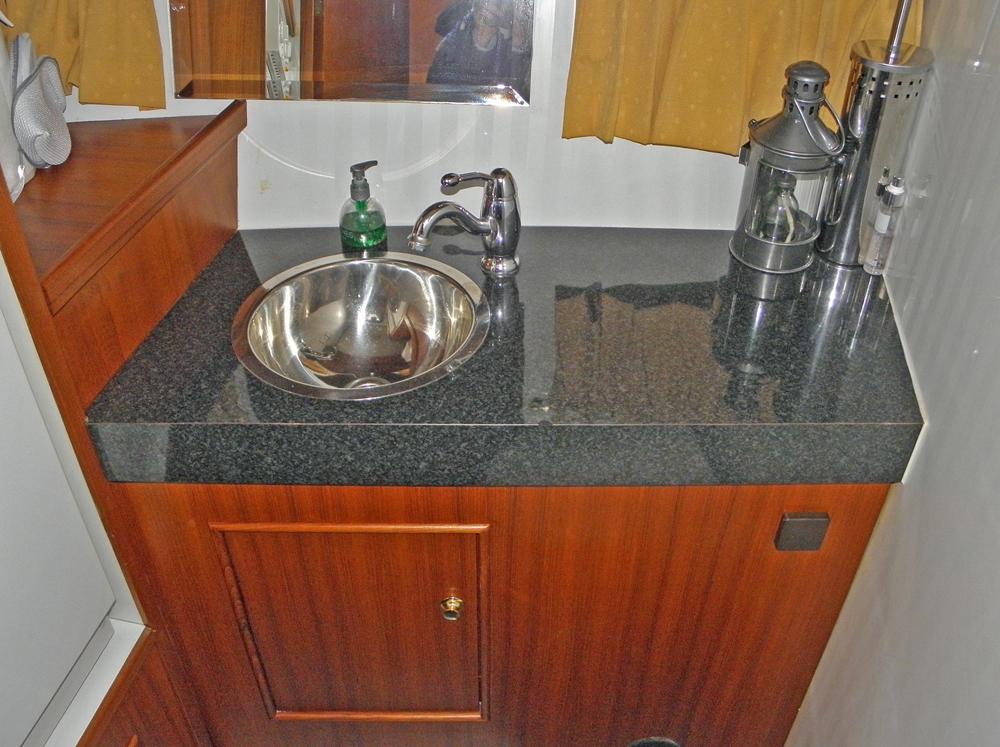 Vorschiff, Innenausstattung